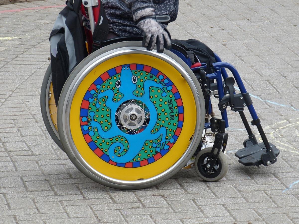 Fauteuils roulants: la location de courte durée sera en partie remboursée par les complémentaires 