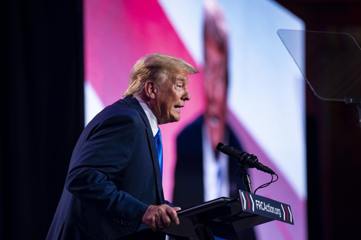 Trump insinúa quién será su compañera de fórmula si es nominada para las elecciones de 2024
