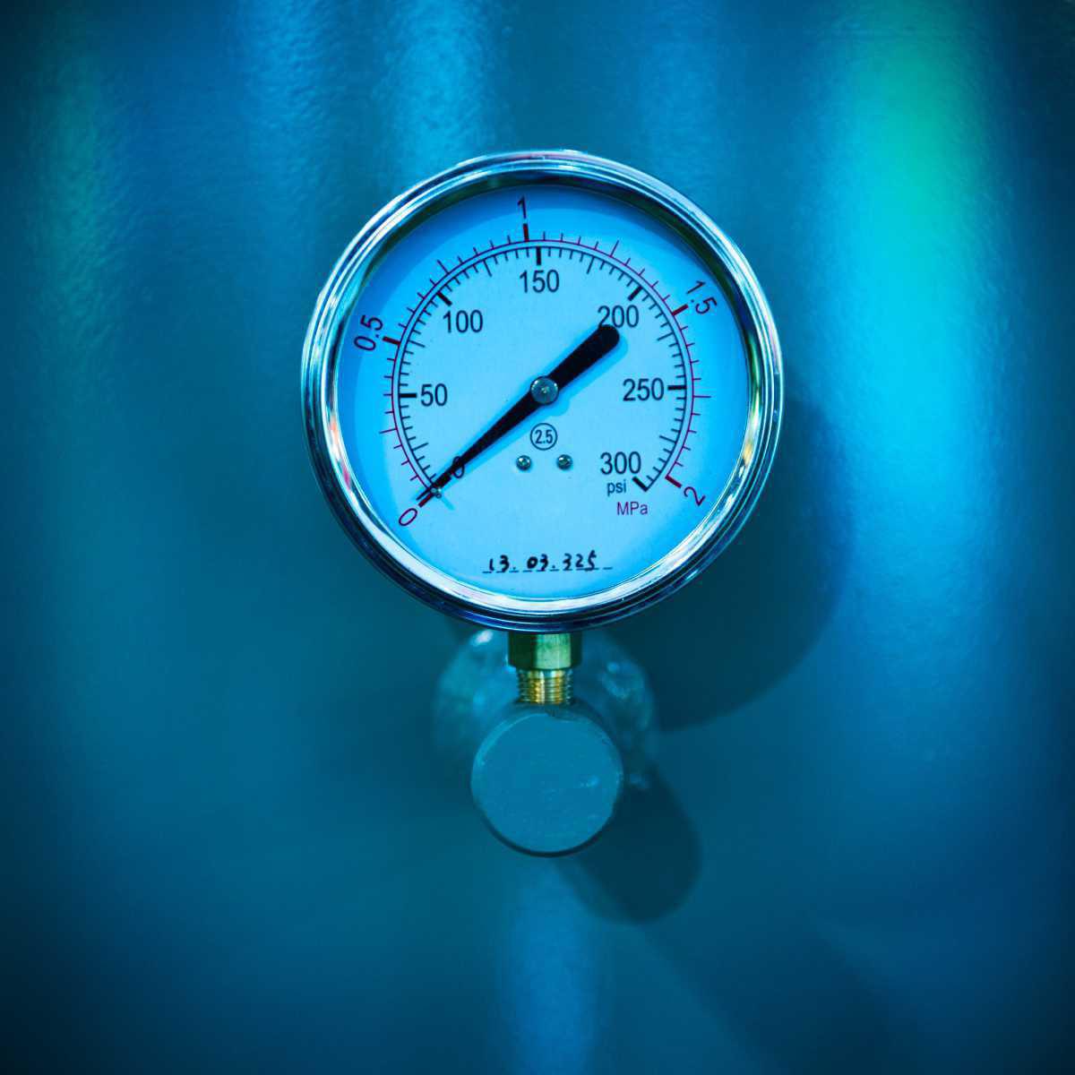 Aircon Gas Top-Up Aircon Gas Top-Up