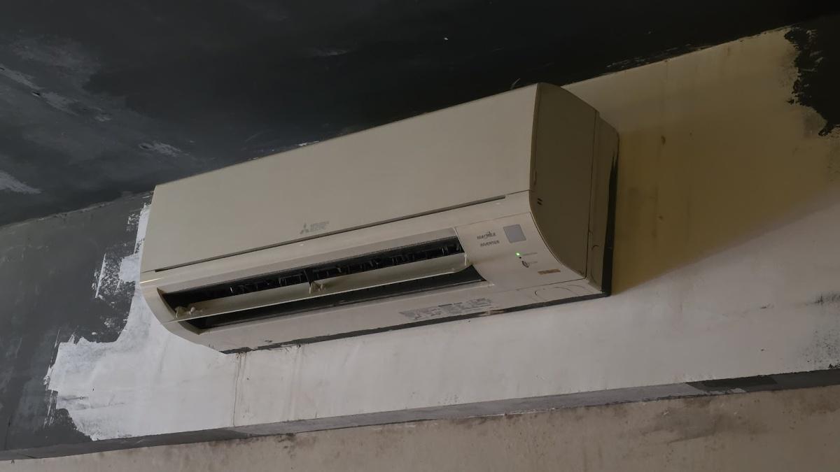 Mitsubishi Starmex PCB Replacement in Katong | Aircon Blinking Repair Service Singapore