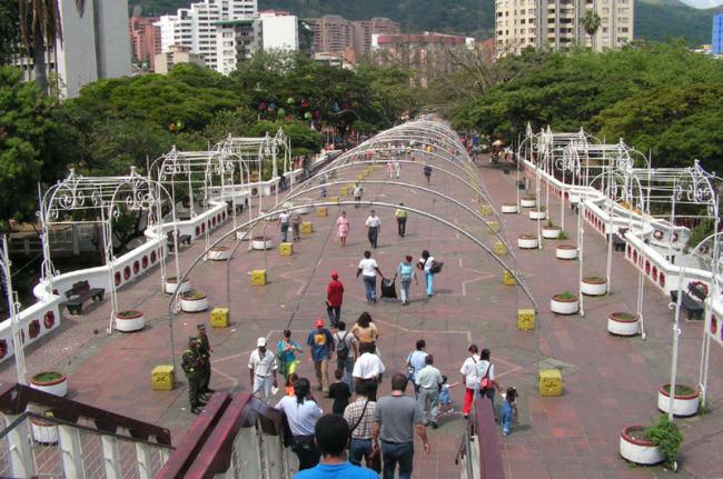 Colombia_Cali_shutterstock_204550_Pormra Pasic_Shutterstock