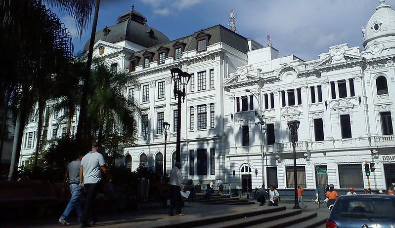edificio-otero-turismo-colombia-travel