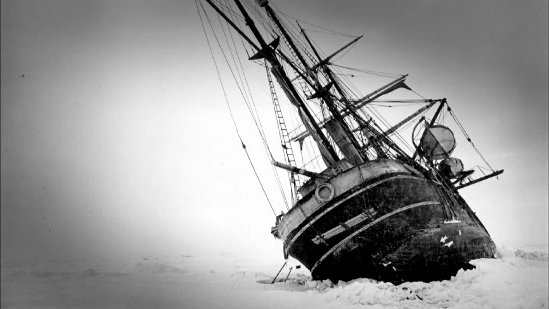 Un durante un tiempo que se nos hizo interminable el Endurance siguió inclinándose. Muchos pensamos que todo estaba ya perdido.