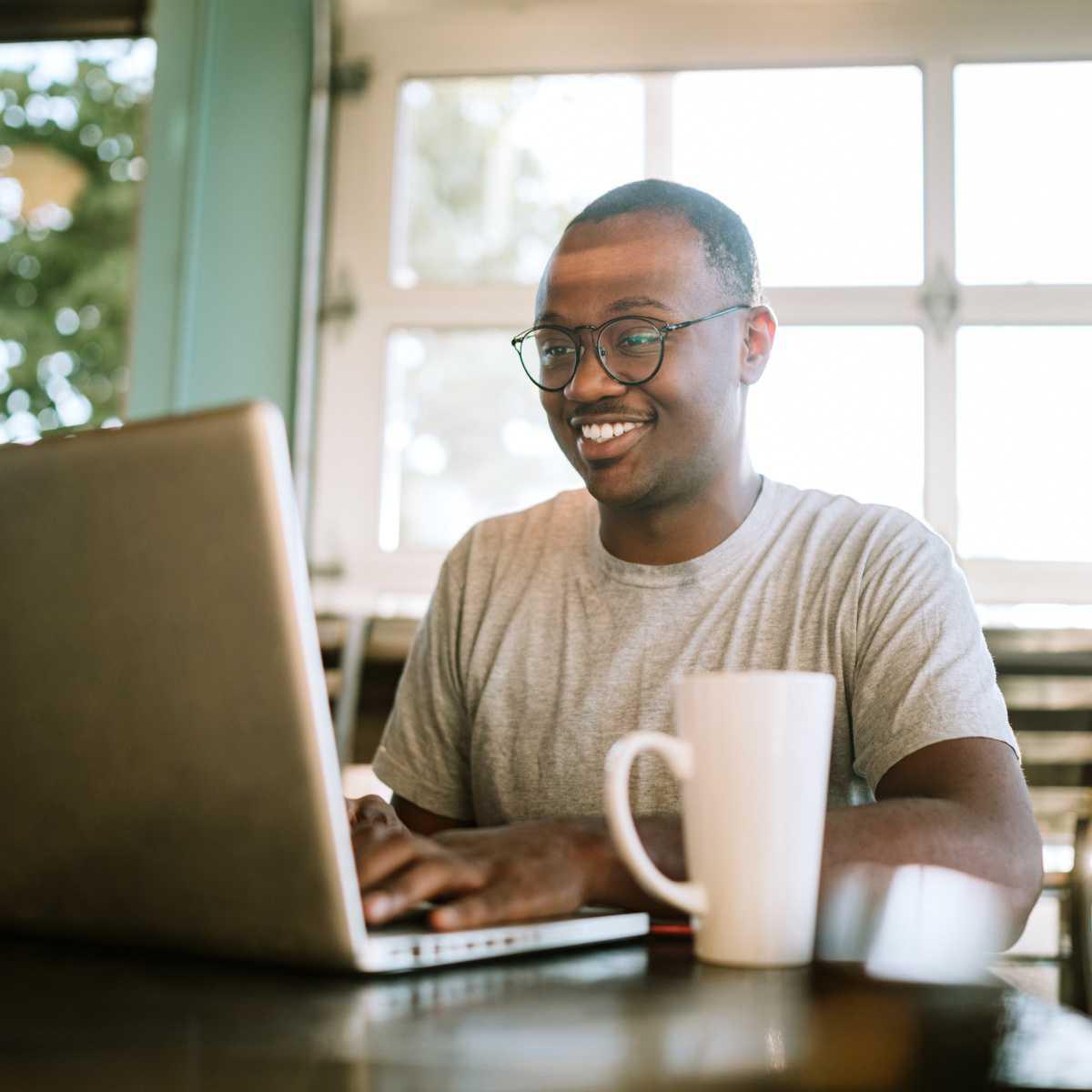 E-Black Business Search : La rencontre parfaite entre entreprises, freelances et clients