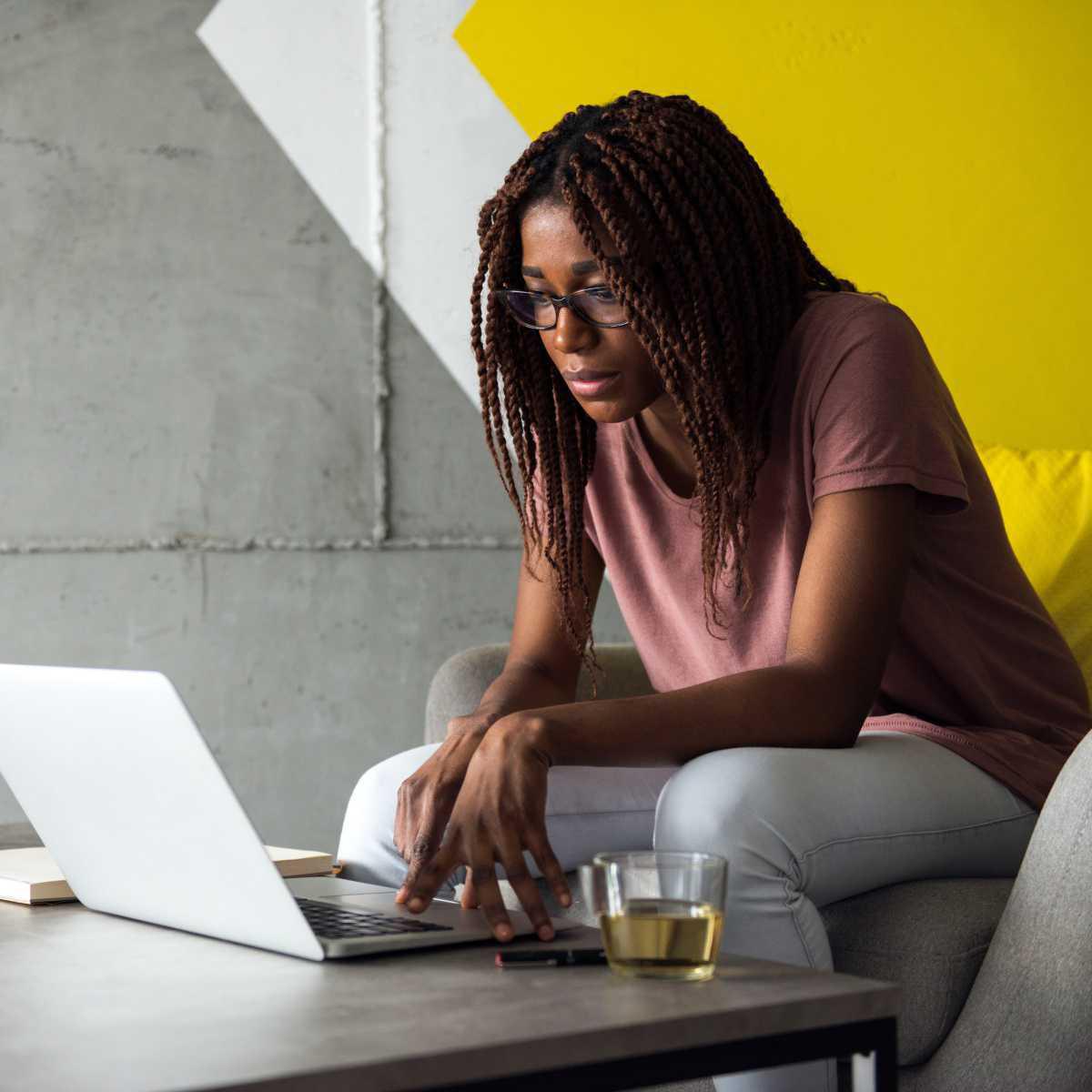 E-Black Business Search : La rencontre parfaite entre entreprises, freelances et clients