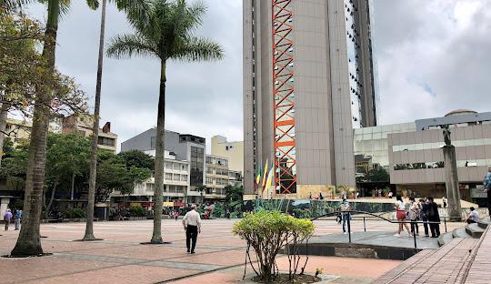 Armenia (English) Armenia (English)