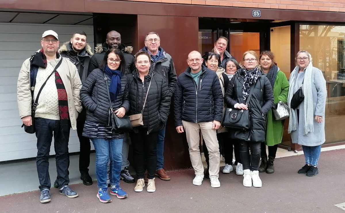 Les équipes LG FO Carrefour en formation à Vanves