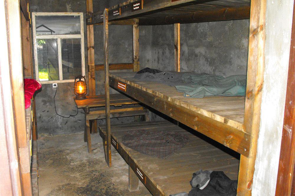 Jack Kagan's escape from the Jewish ghetto in Novogrudok Jack Kagan's escape from the Jewish ghetto in Novogrudok