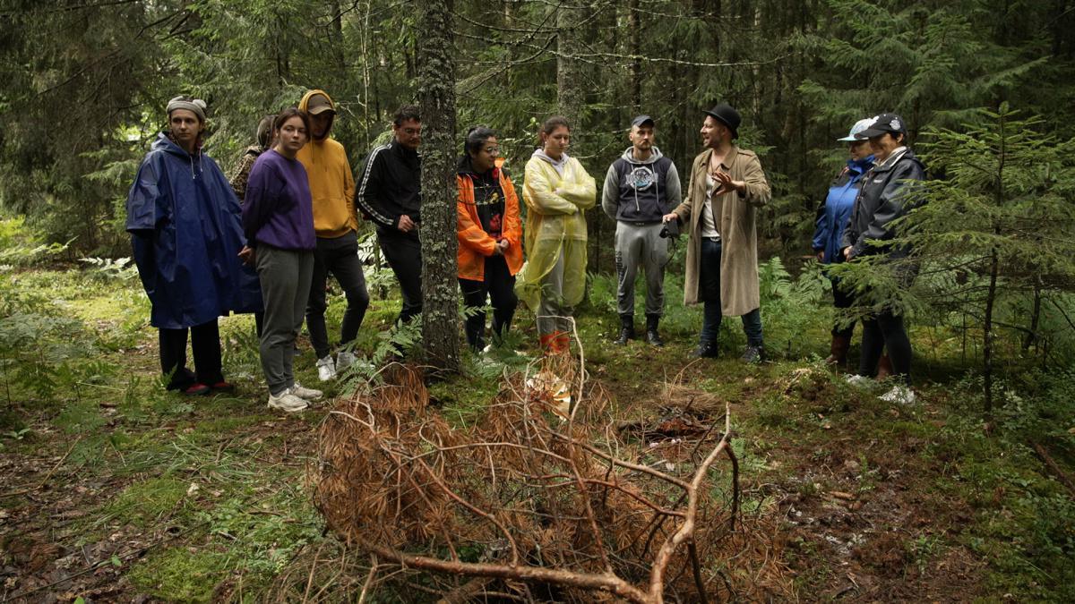 Artworks created in the Naliboki forest (meeting in Belarus, 8-14 August 2021) Artworks created in the Naliboki forest (meeting in Belarus, 8-14 August 2021)
