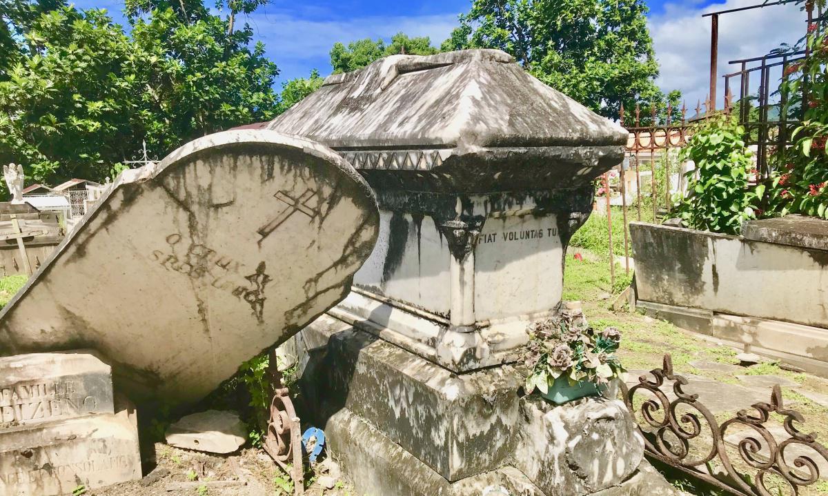 4. Le Cimetière du Mouillage 4. Le Cimetière du Mouillage