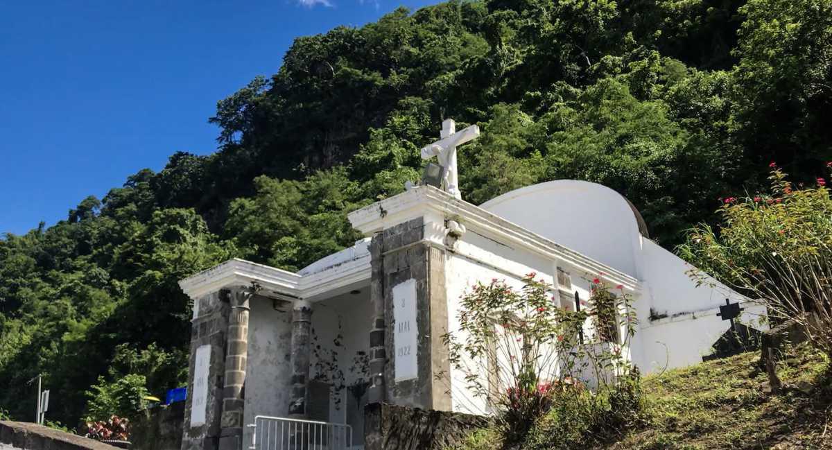4. Le Cimetière du Mouillage 4. Le Cimetière du Mouillage