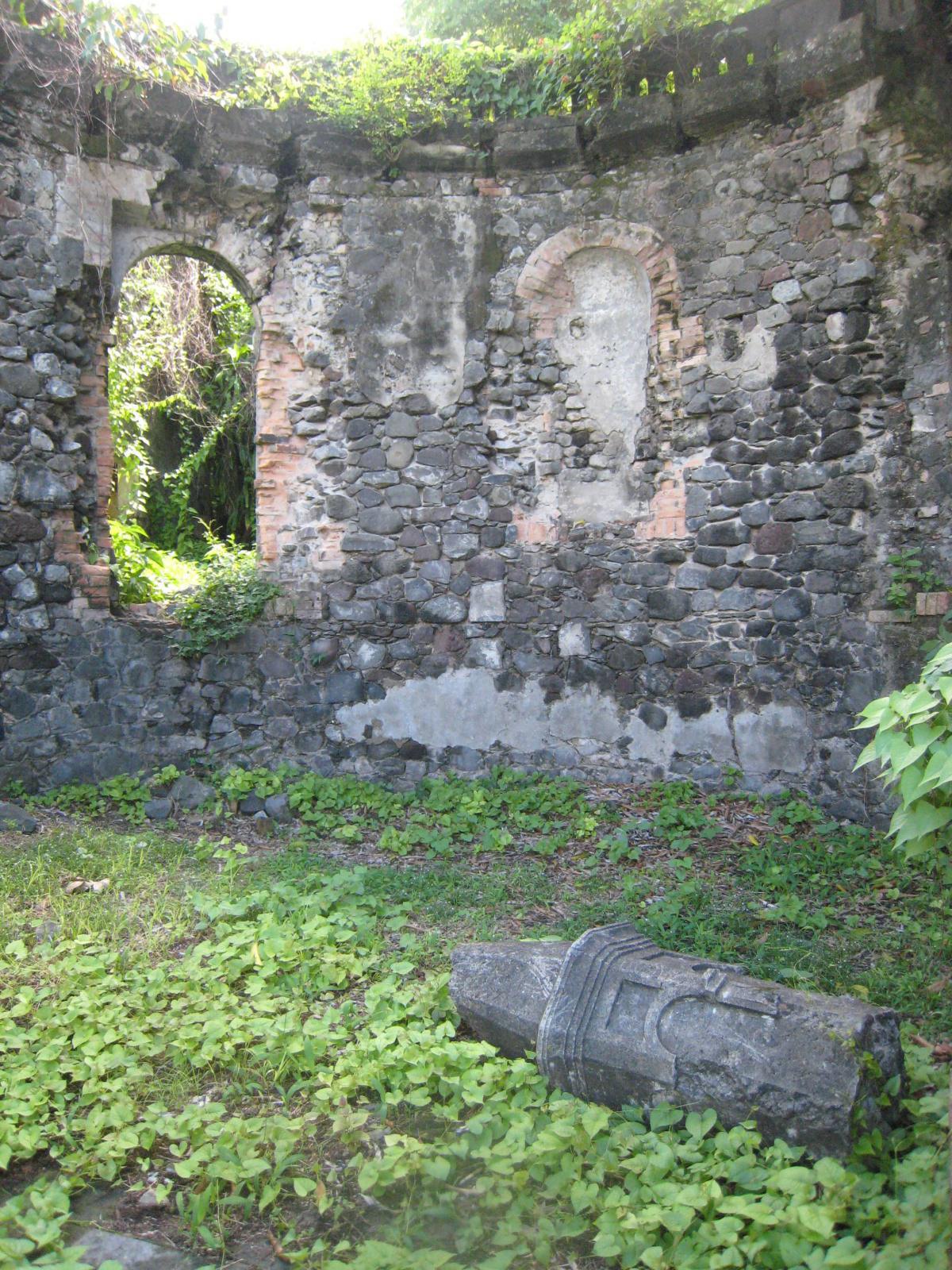 5. La Chapelle & les Jardins de l’Évêché 5. La Chapelle & les Jardins de l’Évêché