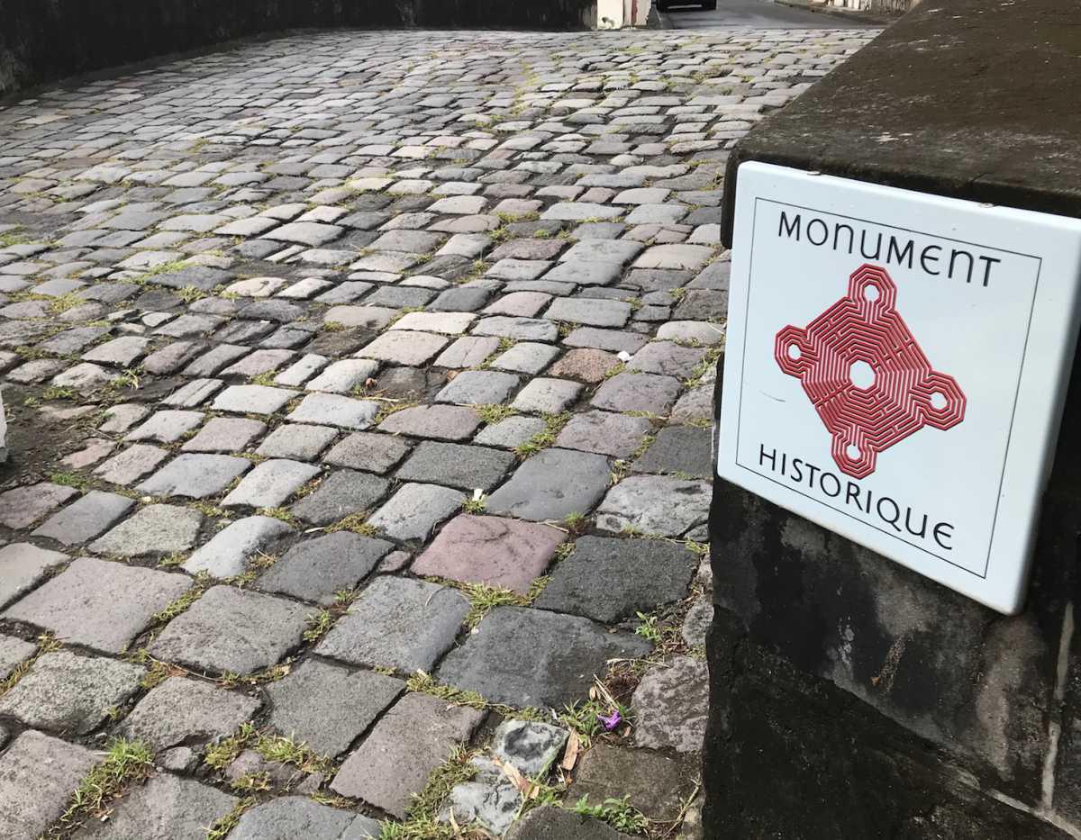 20. Le Pont Roches 20. Le Pont Roches