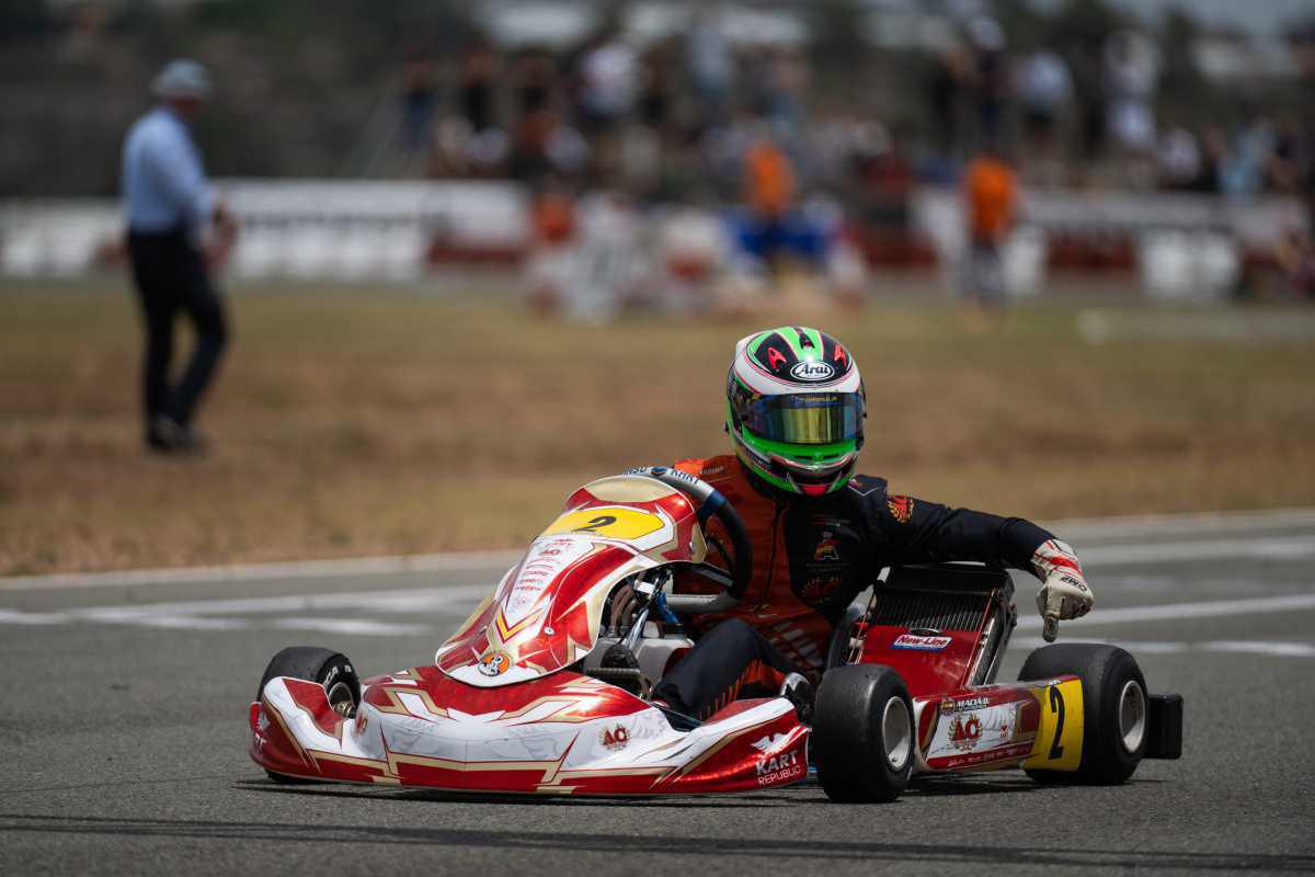 Luchas al límite y diversidad de ganadores para cerrar el fin de semana de karting en Chiva