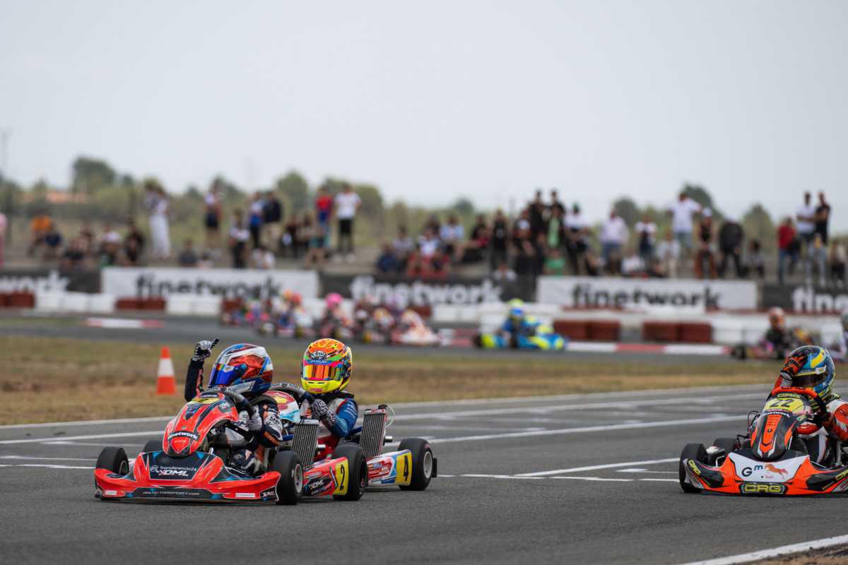 Luchas al límite y diversidad de ganadores para cerrar el fin de semana de karting en Chiva Luchas al límite y diversidad de ganadores para cerrar el fin de semana de karting en Chiva