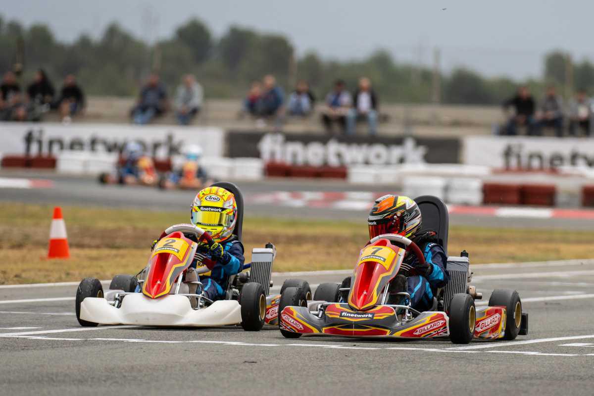 Luchas al límite y diversidad de ganadores para cerrar el fin de semana de karting en Chiva Luchas al límite y diversidad de ganadores para cerrar el fin de semana de karting en Chiva