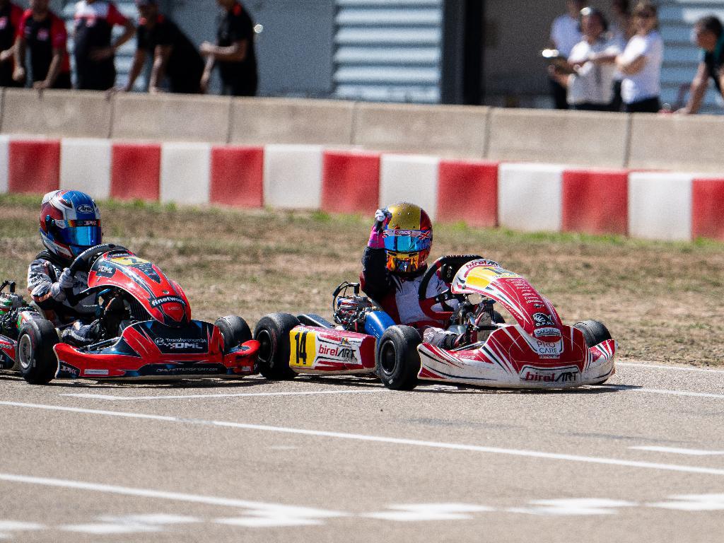 Perfilados los favoritos a los títulos nacionales tras las carreras en Motorland Aragón Perfilados los favoritos a los títulos nacionales tras las carreras en Motorland Aragón