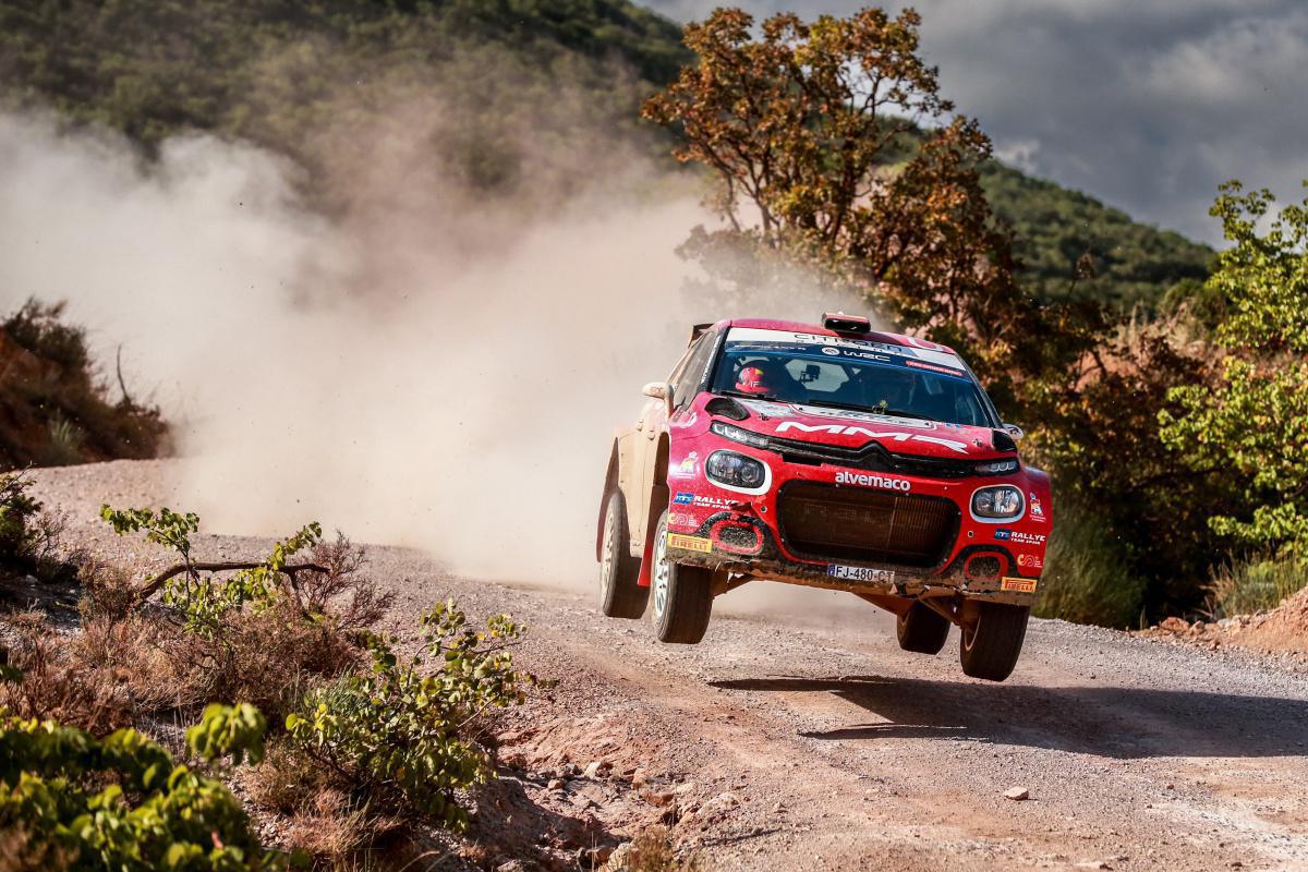 Alejandro Cachón completa con éxito su debut en el Rallye Acrópolis