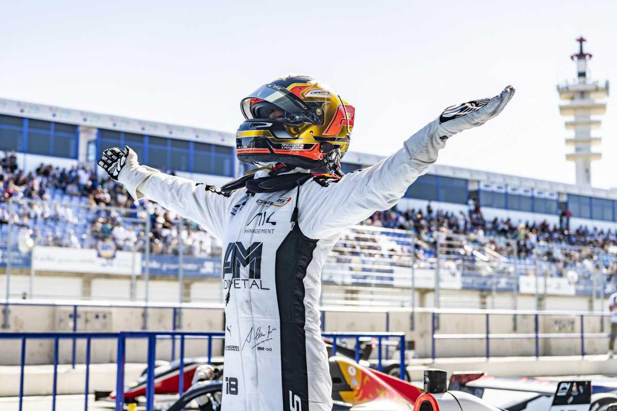El NAPA Racing Weekend alcanza una cifra récord de doce mil espectadores en Jerez El NAPA Racing Weekend alcanza una cifra récord de doce mil espectadores en Jerez