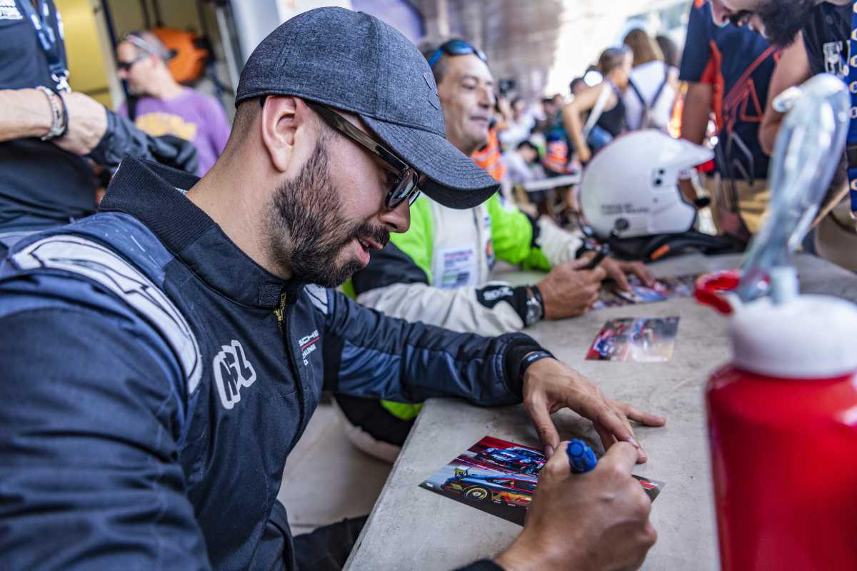 El NAPA Racing Weekend alcanza una cifra récord de doce mil espectadores en Jerez El NAPA Racing Weekend alcanza una cifra récord de doce mil espectadores en Jerez