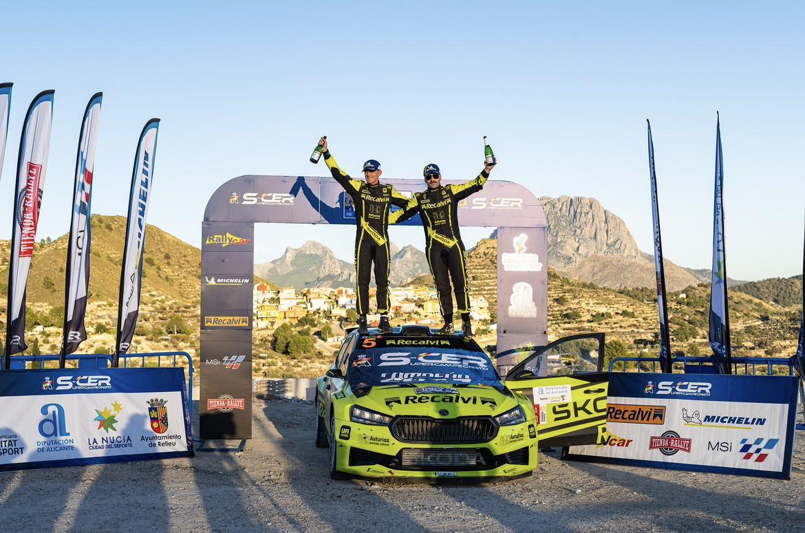 José Antonio Suárez y Alberto Iglesias se coronan a lo grande bicampeones del S-CER José Antonio Suárez y Alberto Iglesias se coronan a lo grande bicampeones del S-CER