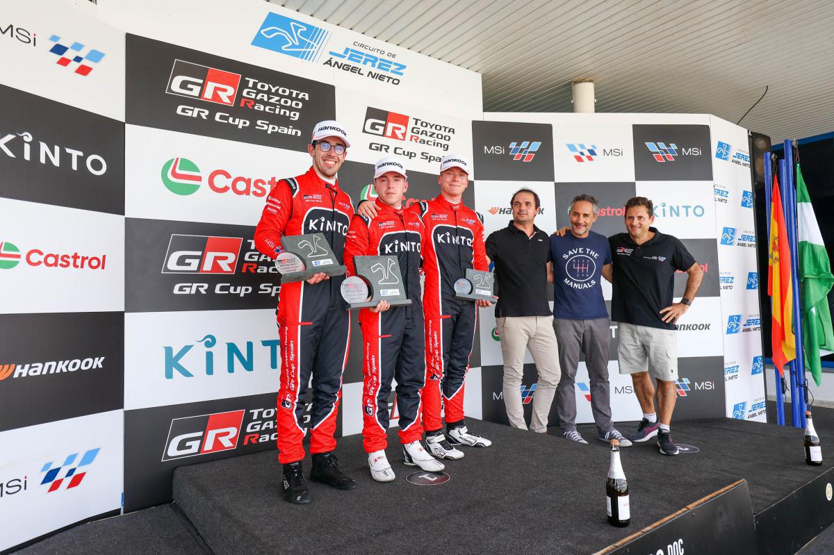 ¡El NAPA Racing Weekend logra su cifra récord de Andalucía con quince mil visitantes entregados a la mejor competición de circuitos! ¡El NAPA Racing Weekend logra su cifra récord de Andalucía con quince mil visitantes entregados a la mejor competición de circuitos!