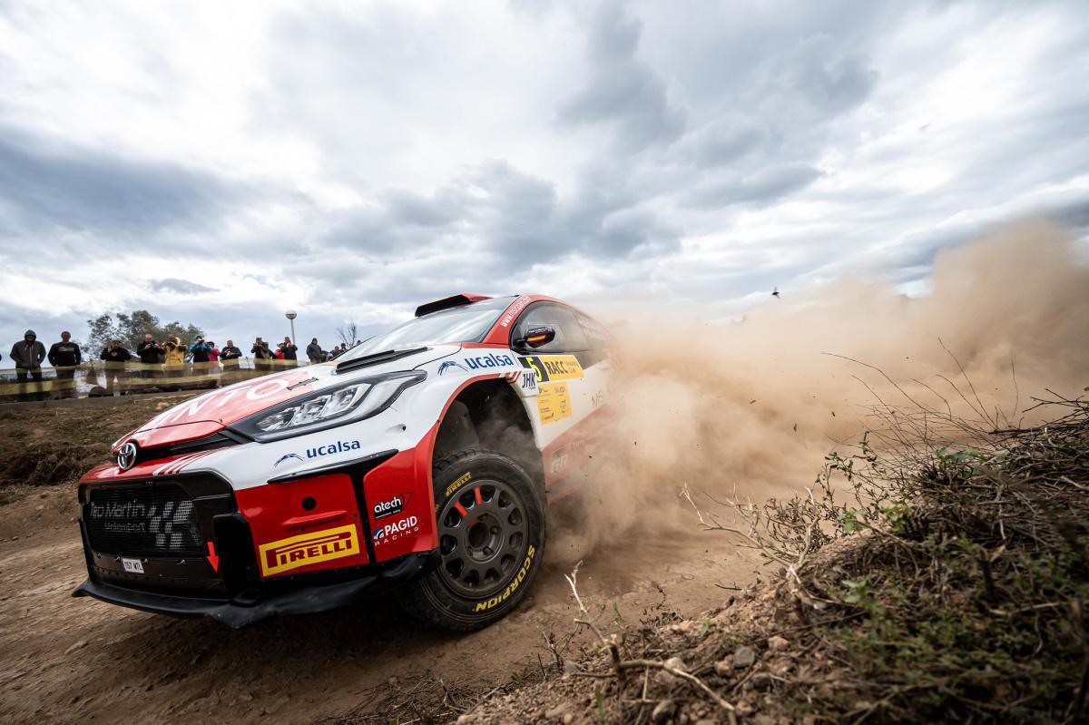 Alejandro Cachón vence en Salou Alejandro Cachón vence en Salou