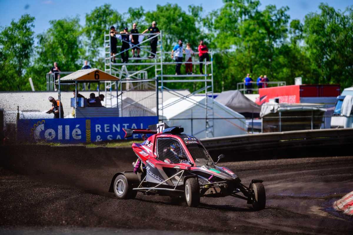 Óscar Fuertes logra un nuevo podio en la RallyX Euro League en Valkenswaard Óscar Fuertes logra un nuevo podio en la RallyX Euro League en Valkenswaard