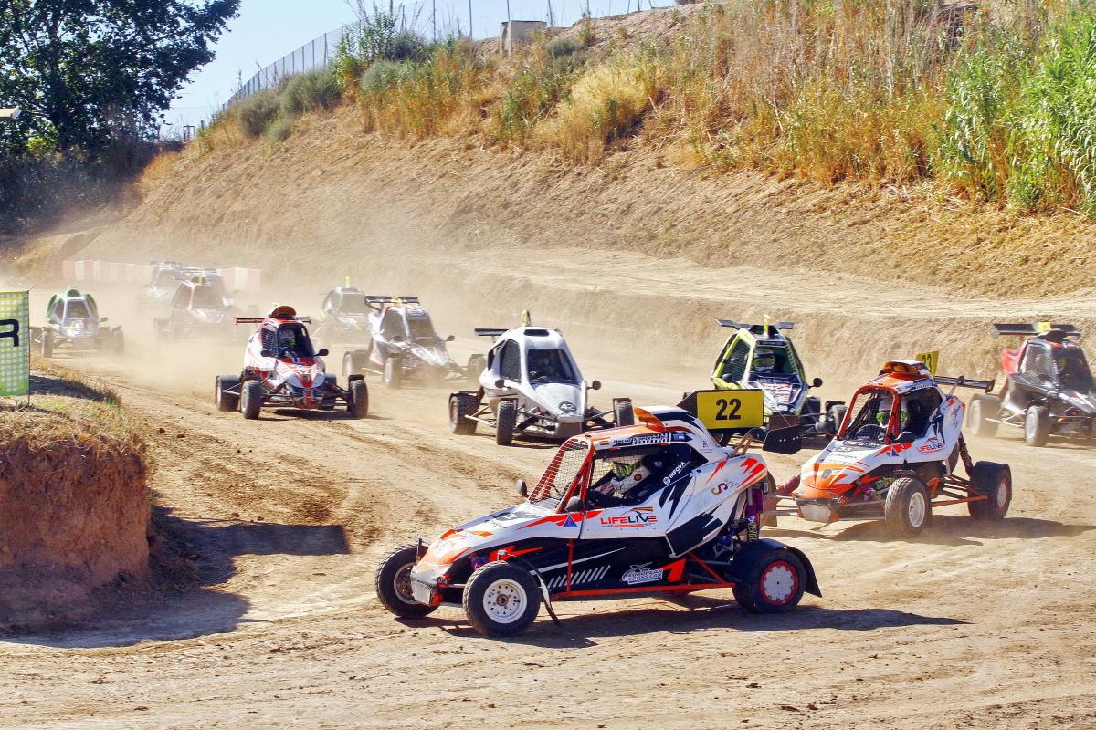 Los campeonatos se aprietan en el CEAX Loterías Los campeonatos se aprietan en el CEAX Loterías