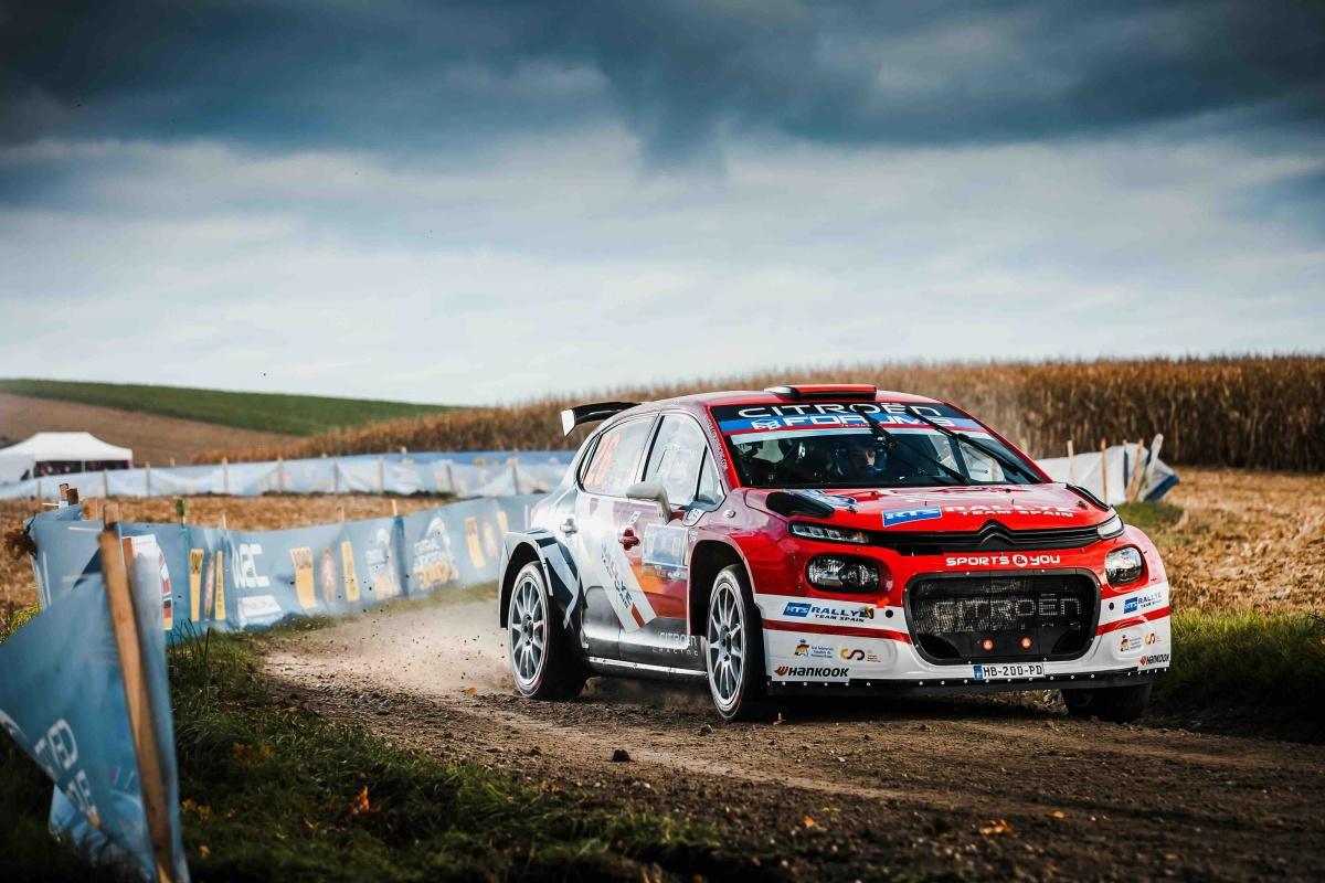 Alejandro Cachón y Diego Ruiloba, a por todas en su regreso al asfalto