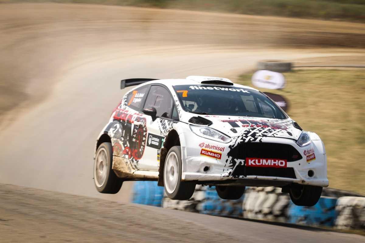 Tinín Iglesias volverá a la competición en el CERX Loterías con un Ford Fiesta N5 adaptado