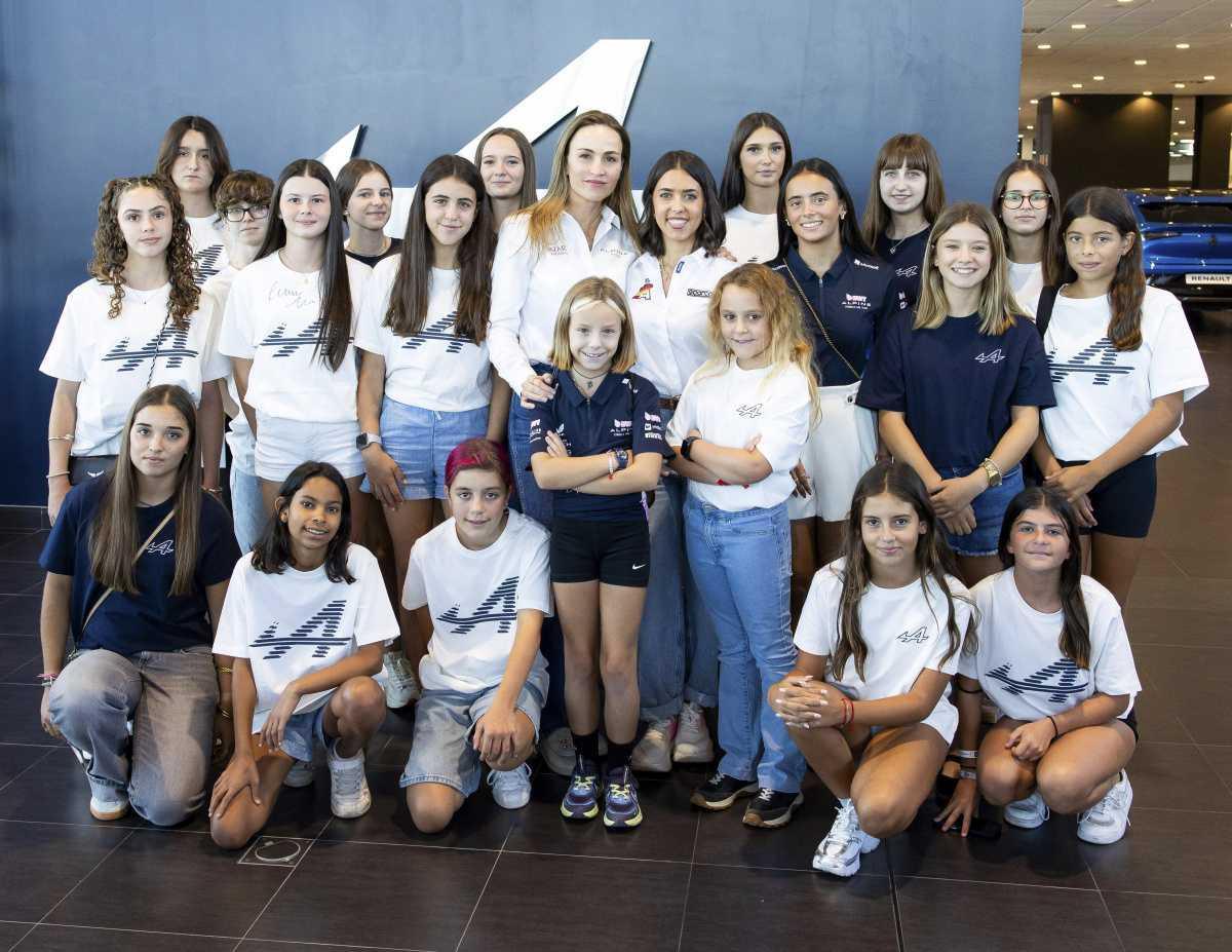 La Comisión Mujer y Motor lleva a jóvenes pilotos al corazón de la Fórmula 1 en Madring