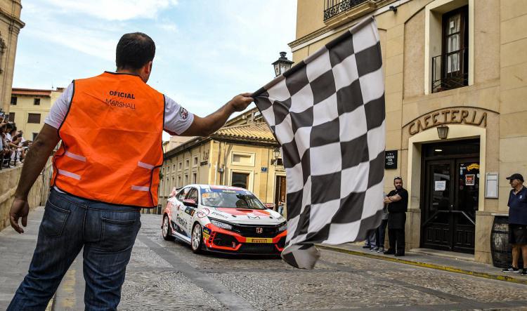 Convocatoria premios RFEDA para Voluntarios y Oficiales 2022