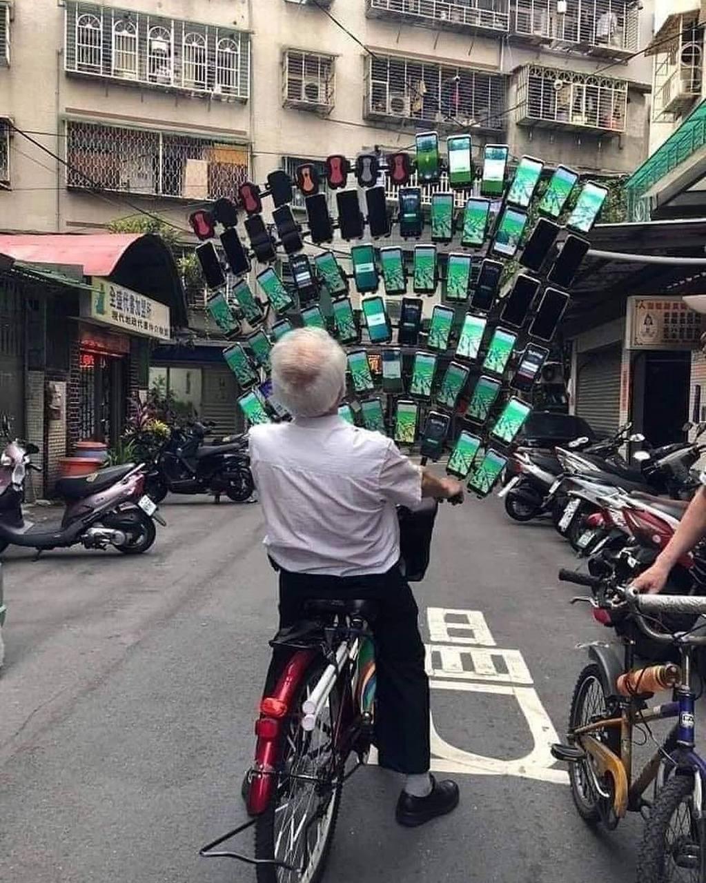 La passion dévorante d'un retraité taïwanais pour Pokémon Go La passion dévorante d'un retraité taïwanais pour Pokémon Go