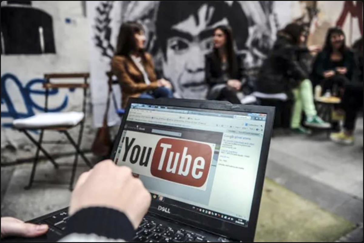 Info en vidéo et intelligence artificielle: pour les médias, l'avenir a déjà commencé Info en vidéo et intelligence artificielle: pour les médias, l'avenir a déjà commencé