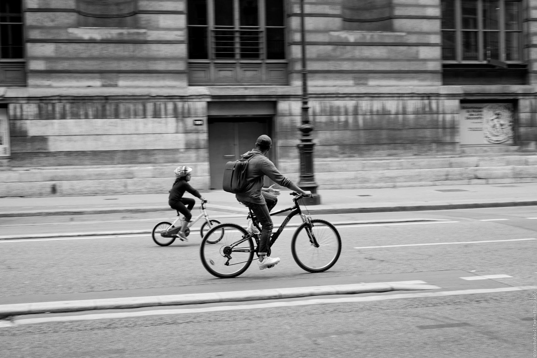 A Paris, à vélo.... 