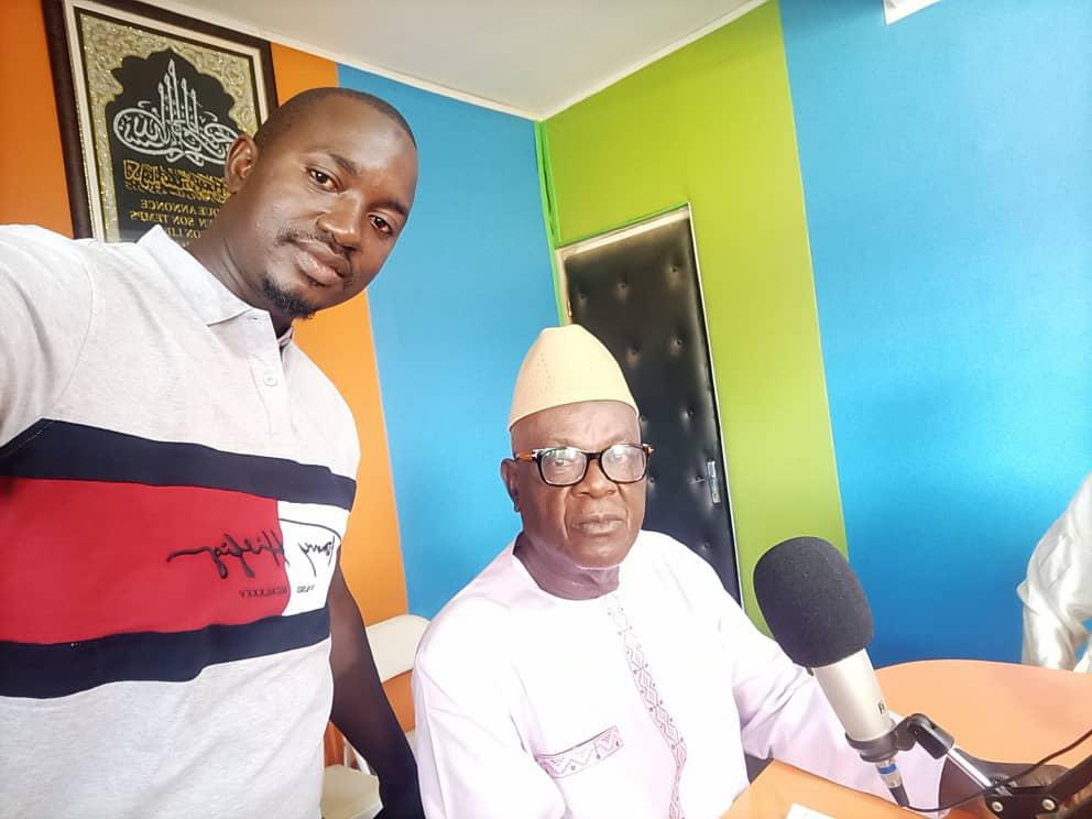 MR LE DG ET SON TECHNICIEN SALIF JE VOUS KIFFFFF
