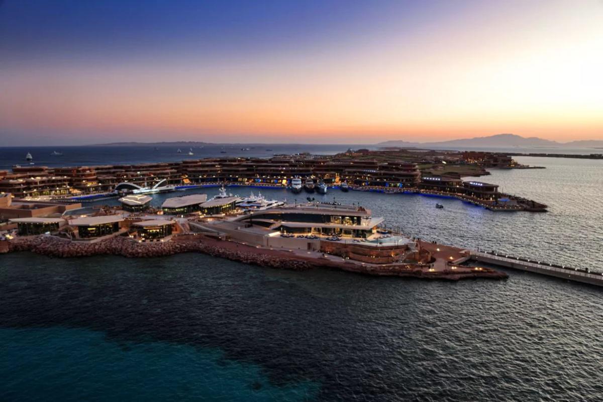 مجلس إدارة نيوم يعلن افتتاح جزيرة سندالة للسياحة الفاخرة على البحر الأحمر مجلس إدارة نيوم يعلن افتتاح جزيرة سندالة للسياحة الفاخرة على البحر الأحمر