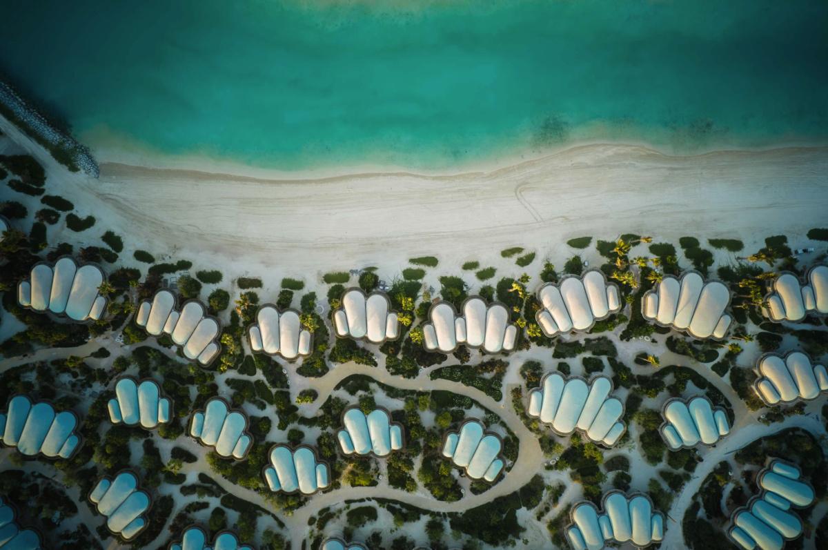 "البحر الأحمر الدولية" تفتتح جزيرة "شورى" بـ 3 منتجعات عالمية متاحة للجميع "البحر الأحمر الدولية" تفتتح جزيرة "شورى" بـ 3 منتجعات عالمية متاحة للجميع