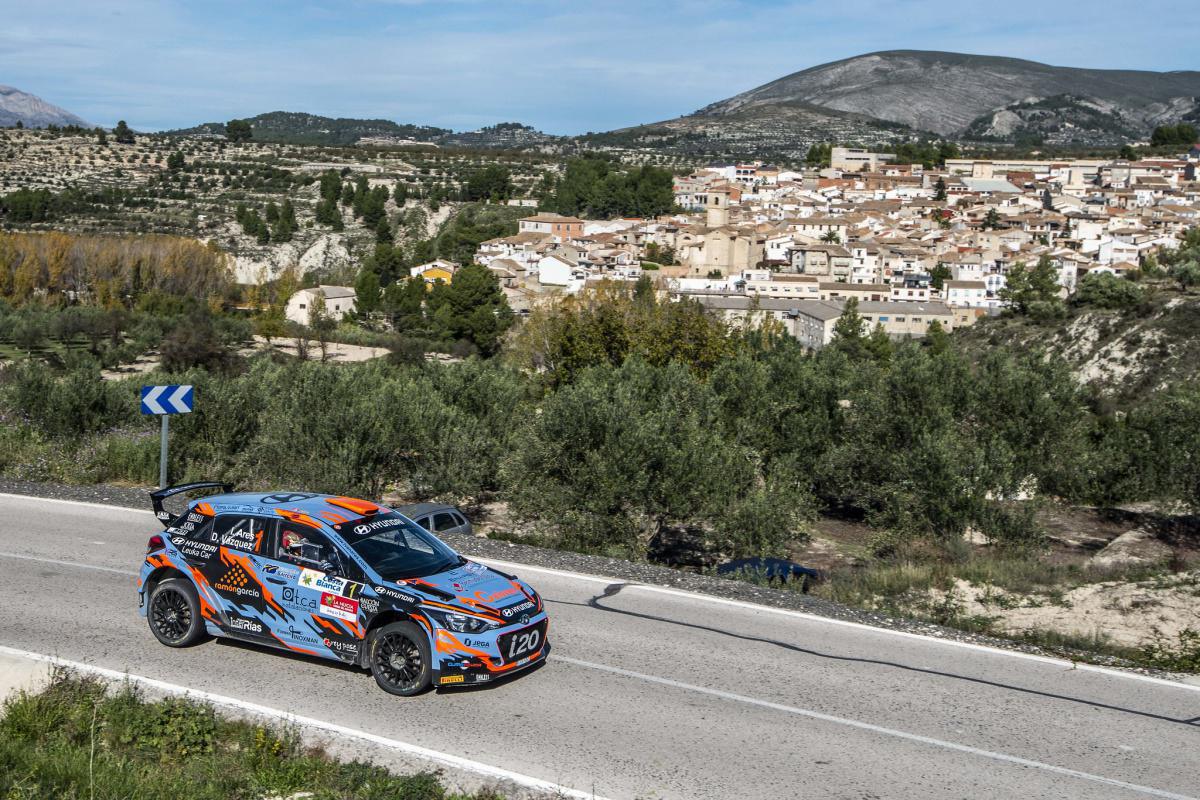 Iván Ares, el más rápido en el tramo que abre la jornada del sábado en el Rallye La Nucía-Mediterráneo Iván Ares, el más rápido en el tramo que abre la jornada del sábado en el Rallye La Nucía-Mediterráneo