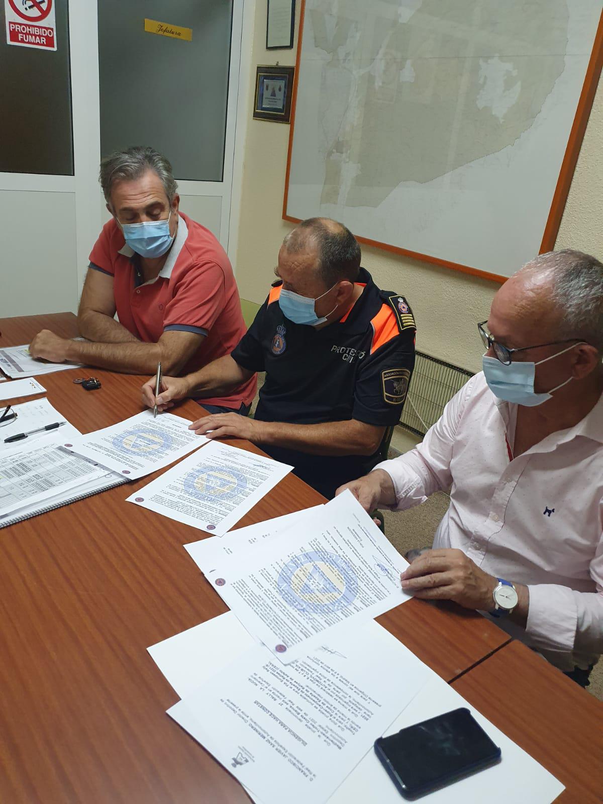 Convenio de colaboración entre el Automóvil Club AIA y Protección Civil para el 27 Rallye La Nucía Mediterráneo ‘Trofeo Costa Blanca’ Convenio de colaboración entre el Automóvil Club AIA y Protección Civil para el 27 Rallye La Nucía Mediterráneo ‘Trofeo Costa Blanca’