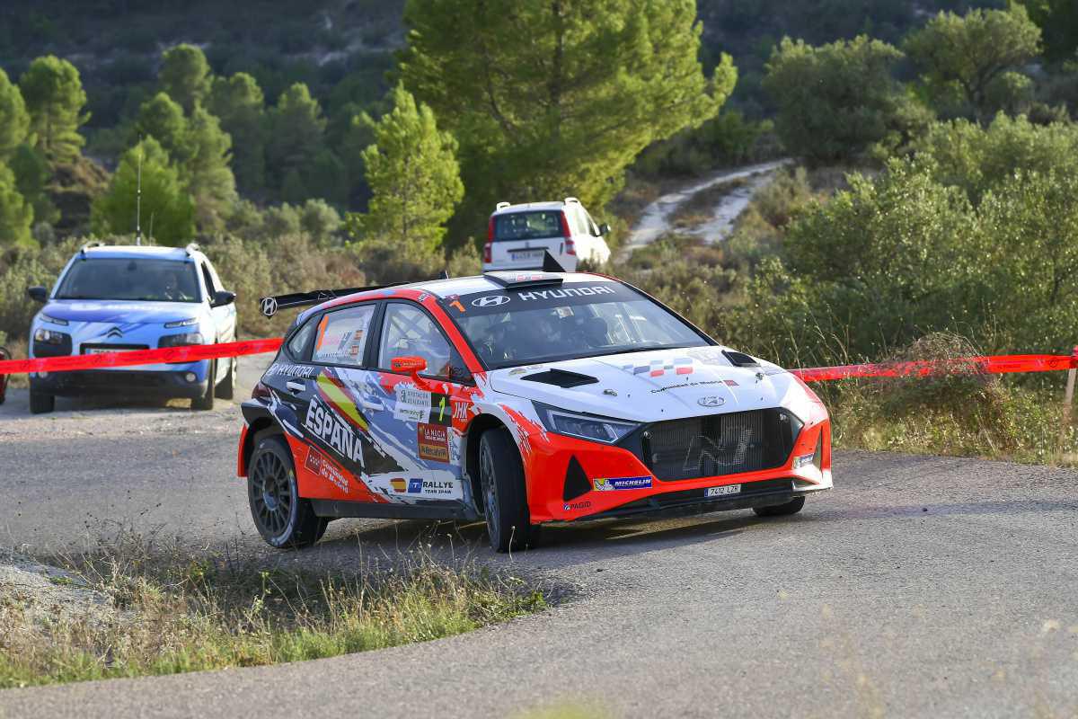 Pepe López gana en La Nucía y da un paso adelante para lograr el título de campeón Pepe López gana en La Nucía y da un paso adelante para lograr el título de campeón