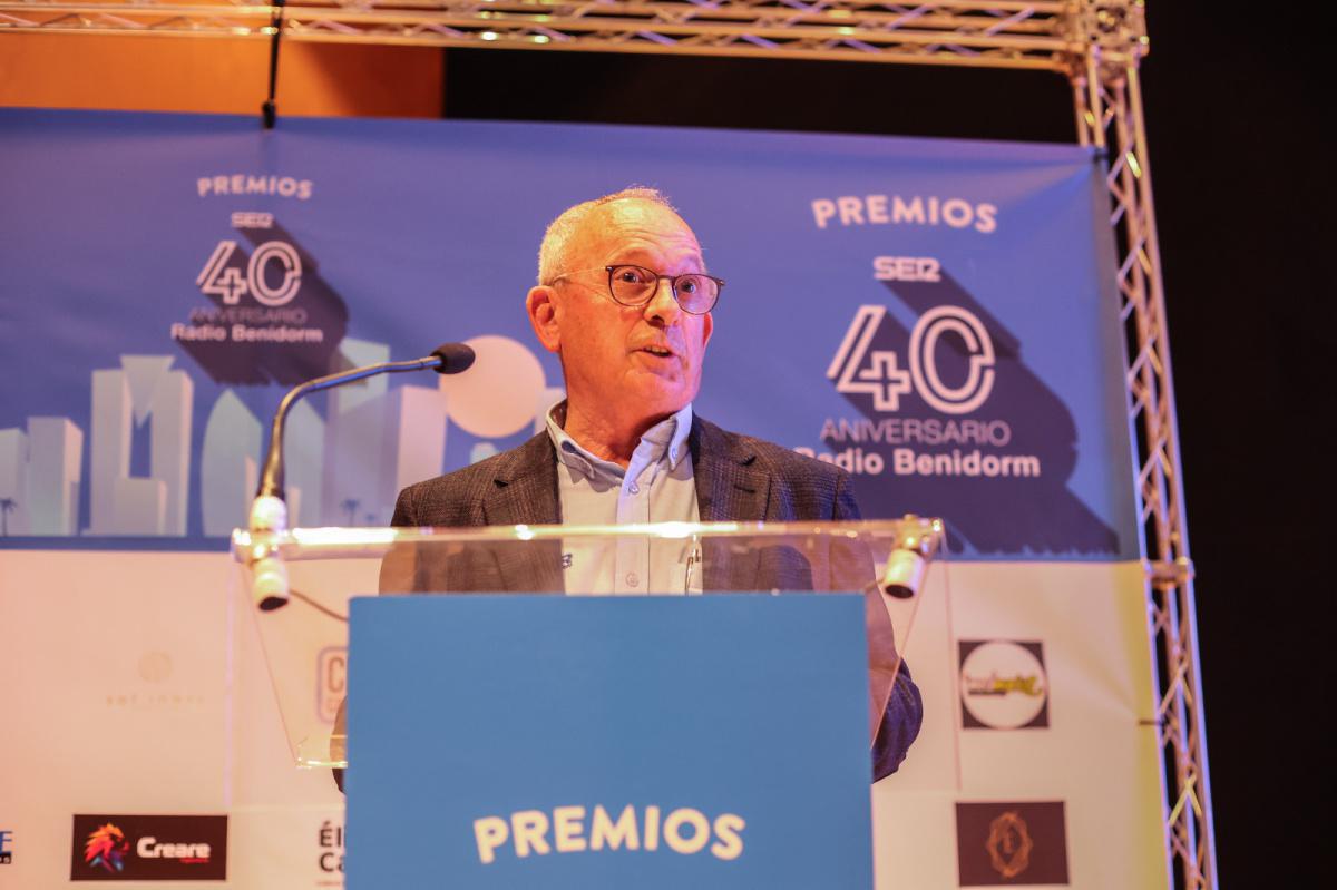 El Rallye La Nucía Meditarráneo recibe un premio en la gala del 40 aniversario de Radio Benidorm El Rallye La Nucía Meditarráneo recibe un premio en la gala del 40 aniversario de Radio Benidorm