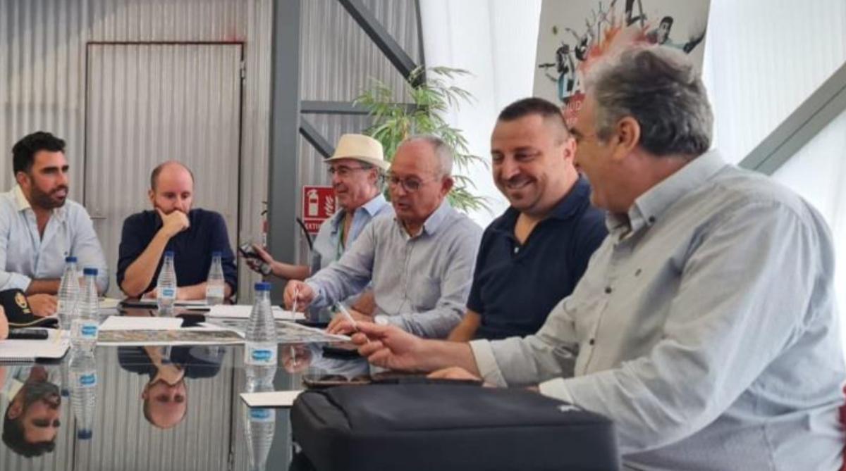 Ratificación del apoyo de La Nucía al rallye y visita a las obras de la Ciutat Esportiva Camilo Cano Ratificación del apoyo de La Nucía al rallye y visita a las obras de la Ciutat Esportiva Camilo Cano