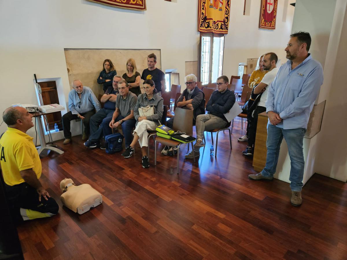 El 29 Rallye La Nucía celebra su anual seminario de oficiales en La Finca La Barbera de Villajoyosa El 29 Rallye La Nucía celebra su anual seminario de oficiales en La Finca La Barbera de Villajoyosa