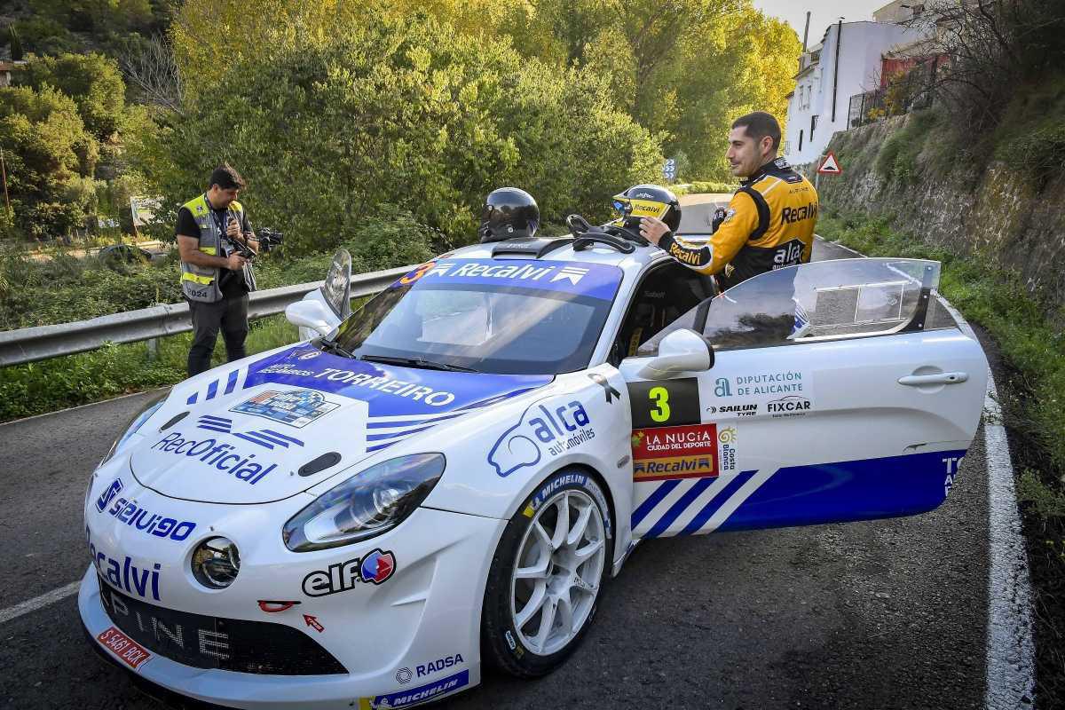 Sigue el mano a mano entre Virves y Cagiao con Allen al acecho  Sigue el mano a mano entre Virves y Cagiao con Allen al acecho