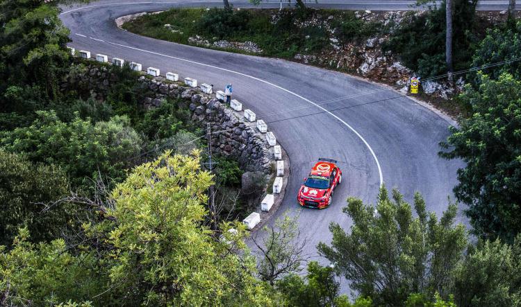 Pepe López le arrebata a Ares el liderato tras una disputadísima tercera sección