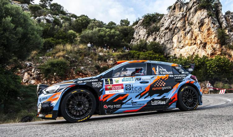 Iván Ares, líder al término de la segunda sección