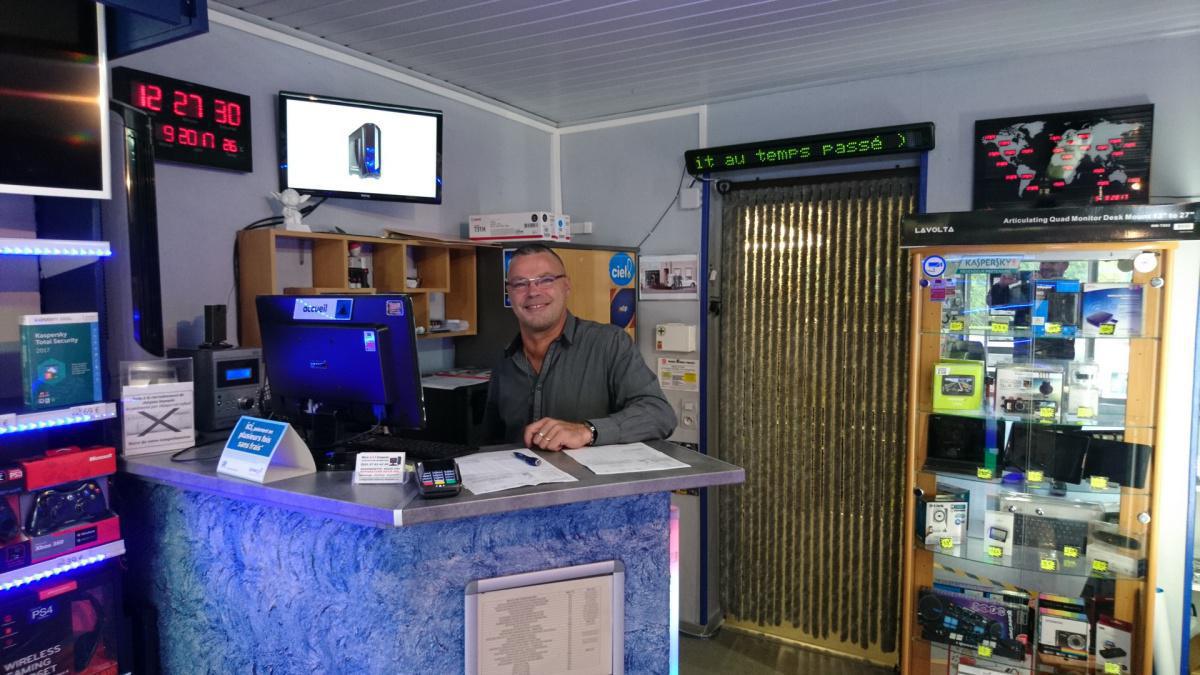 Micro SOS Computer Micro SOS Computer