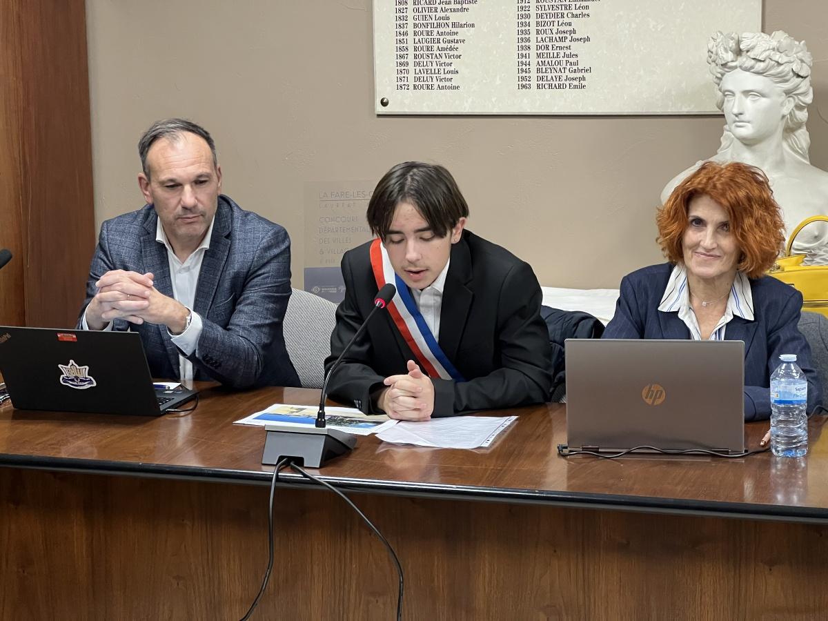 Le conseil municipal junior fait avancer son projet d’espace de détente autour du collège